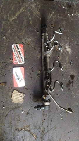 Регулятор тиску палива