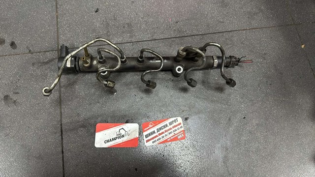 Распределитель топлива (рампа)