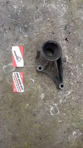 Подушка двигателя передняя 24416545 OPEL