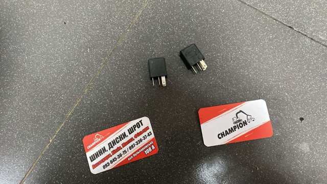 Реле покажчиків поворотів — фото 1