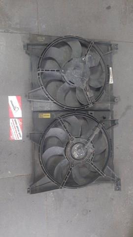 Вентилятор (крыльчатка) радиатора охлаждения левый 252312F000 