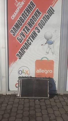 Радиатор охлаждения двигателя