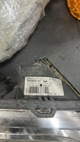 Фара права Рено Лагуна 3