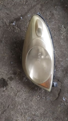 Фара правая nissan