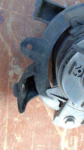 Фара протитуманна, ліва