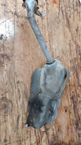 Бачок омивача скла