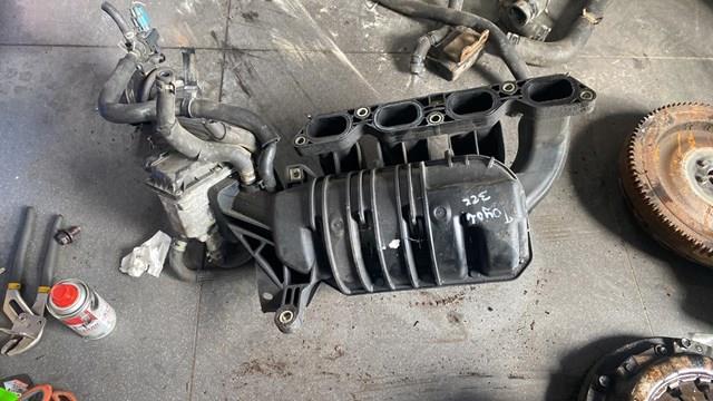 впускной коллектор