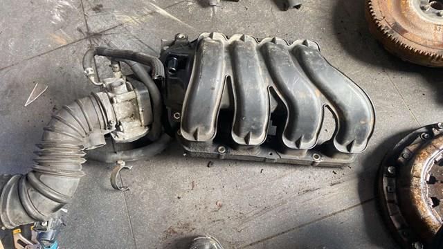 впускной коллектор