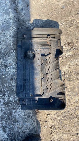 КРИШКА ДВИГУНА