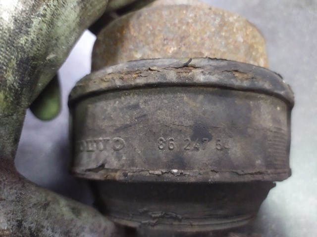 Подушка (опора) двигуна, передня