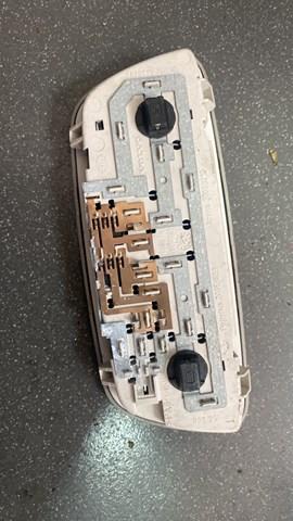 плафон освещения салона volvo