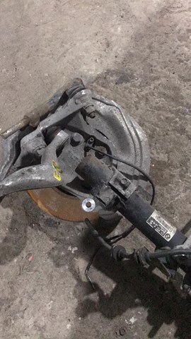 Цапфа (поворотный кулак) передний правый