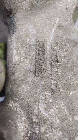 Натягувач приводного ременя