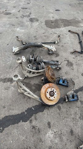 Амортизатор передній