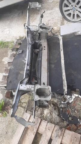 Усилитель бампера переднего