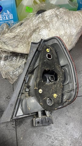 Фонарь задний левый