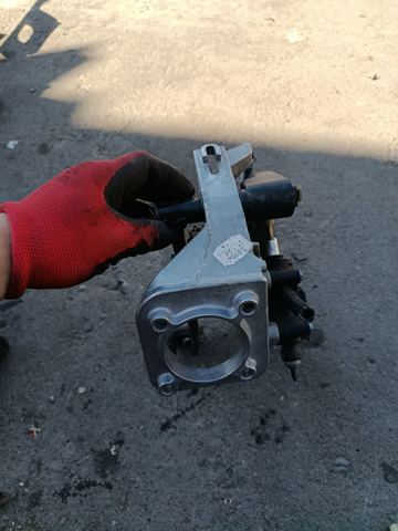 Кронштейн педалей