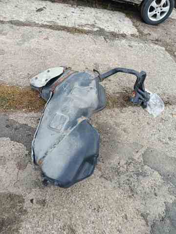 Паливний бак — фото 4