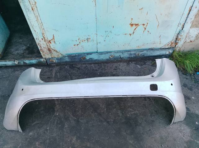 Бампер задній — фото 1