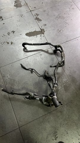 Патрубок системы охлаждения 3AA122157 VAG