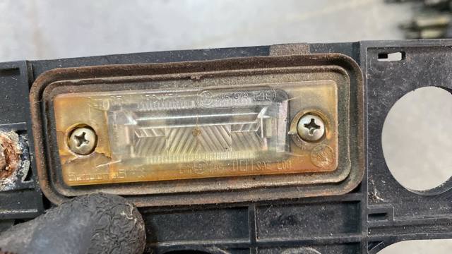 Накладка подсветка номерного знака — фото 2