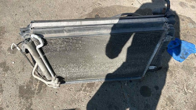 Радіатор інтеркулера volkswagen p