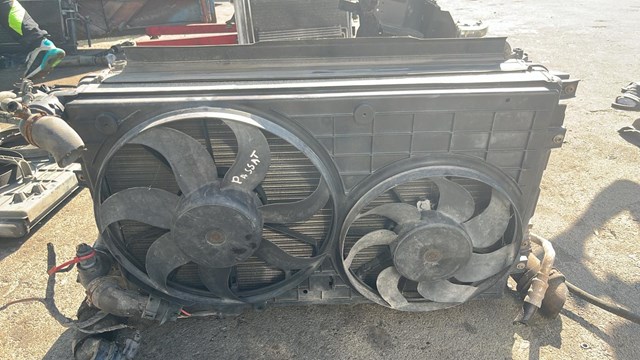 Радіатор інтеркулера volkswagen p