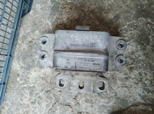 3C0199555 VAG Подушка трансмиссии (опора коробки передач) правая купить в Ужгород