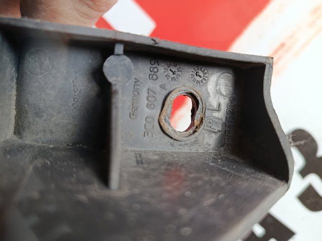VAG 3C0807889A Кронштейн бампера переднего внешний левый в наличии Ужгород