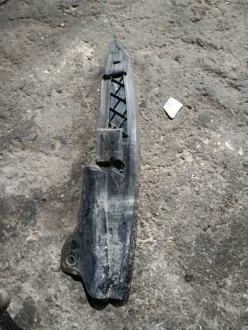 Пылезащита переднего левого крыла — фото 1