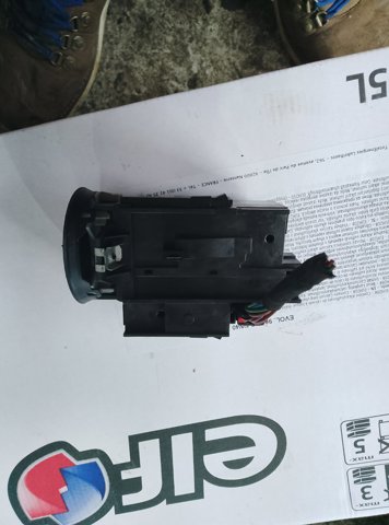 3C0905843R VAG Концевой выключатель замка зажигания купить в Одесса