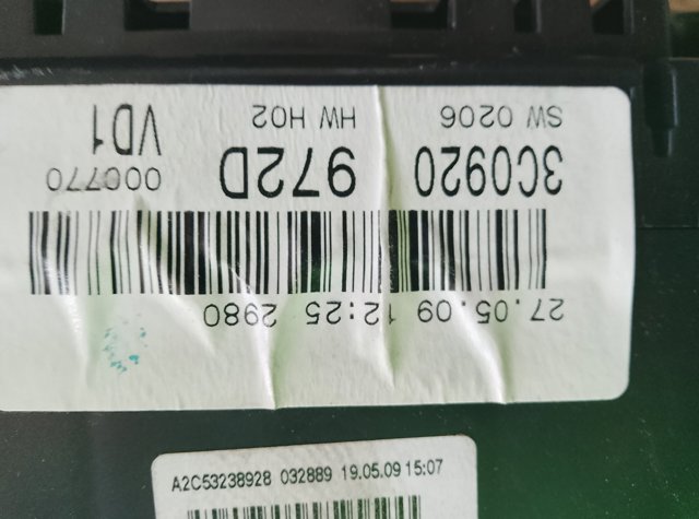 VAG 3C0920972D Панель приборов в наличии Украина