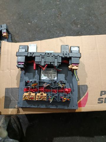 Модуль керування (ЕБУ) бортової мережі — фото 1