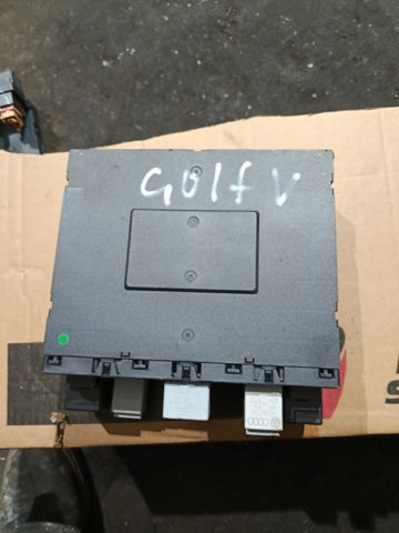 Модуль керування (ЕБУ) бортової мережі — фото 5