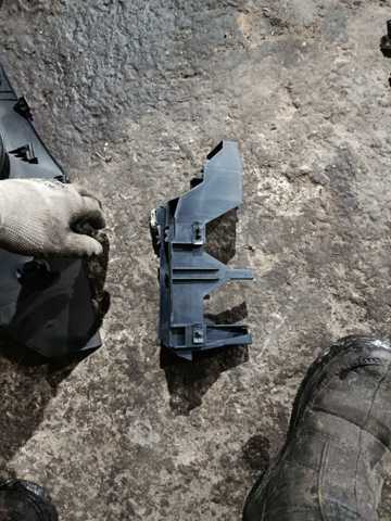 Кронштейн корпуса разъема — фото 1