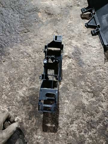 Кронштейн Проводки під Сидінням Правий — фото 3