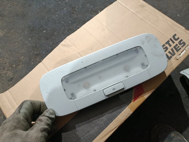 Плафон освітлення салона/кабіни, задній — фото 1