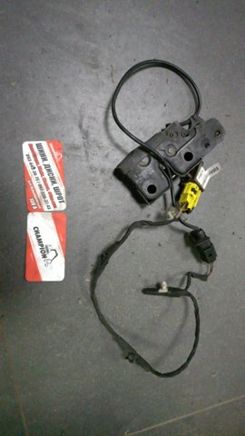 Замок капота — фото 1