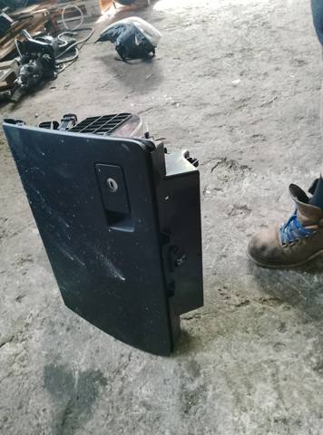 3C1857114E1QB VAG Ящик перчаточный (бардачок) купить в Черновцы