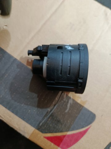 Перемикач світла фар, на торпеді — фото 4