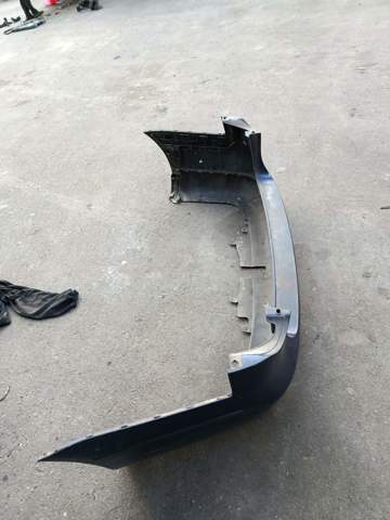 Бампер задній