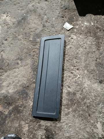 Заглушка боковинка багажника — фото 3