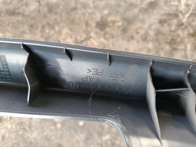 Накладка заднього лівого порога — фото 2