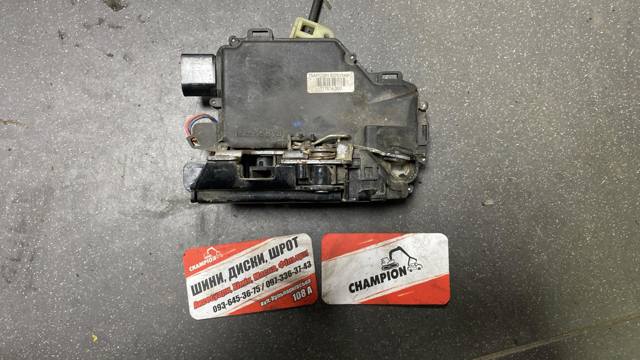 Замок передньої двері, лівої — фото 1