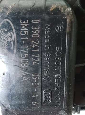 Двигун склоочисника лобового скла (трапеції)