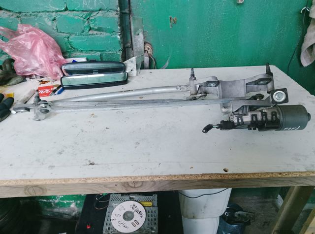 Двигун склоочисника лобового скла (трапеції)