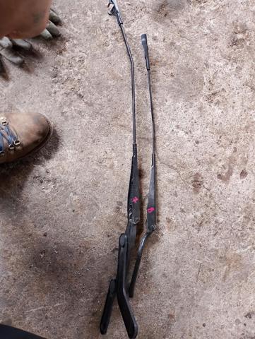 Склоочисник лобового скла