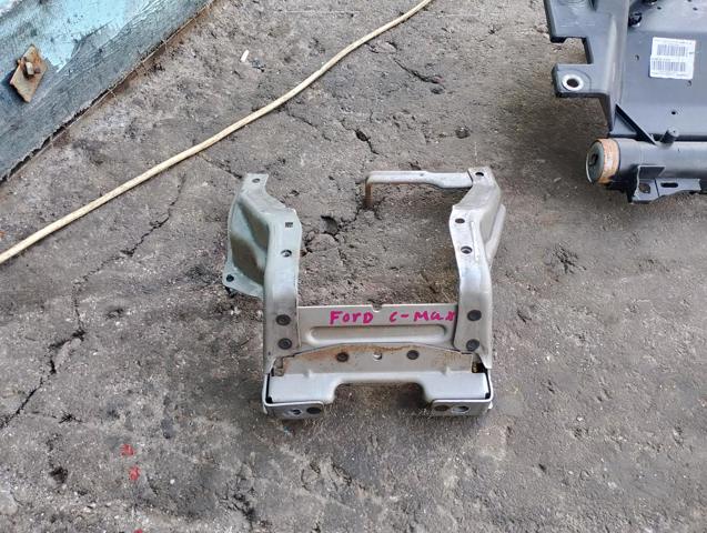 Опорн. кронштейн