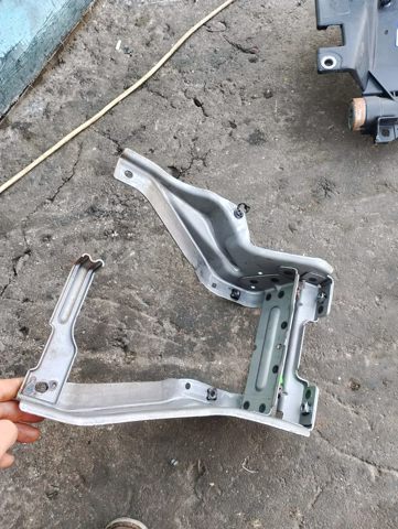 Опорн. кронштейн