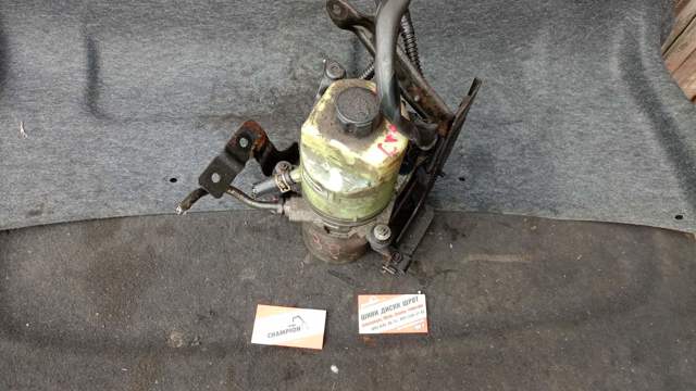 Кронштейн насоса